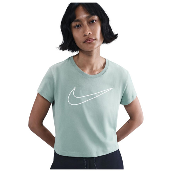 Nike Γυναικεία κοντομάνικη μπλούζα Sportswear Club Graphic Tee Nike Γυναικεία κοντομάνικη μπλούζα Sportswear Club Graphic Tee